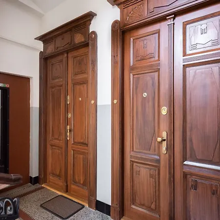 Spacious 2br With Terrace & Ac In Old Town By Easybnb Premium Apartament Praga